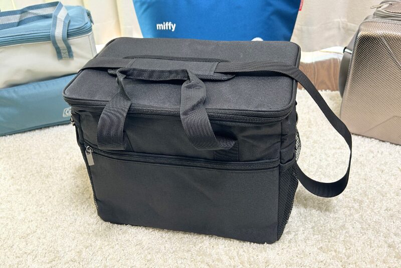 HUGELアイリスプラザ正面